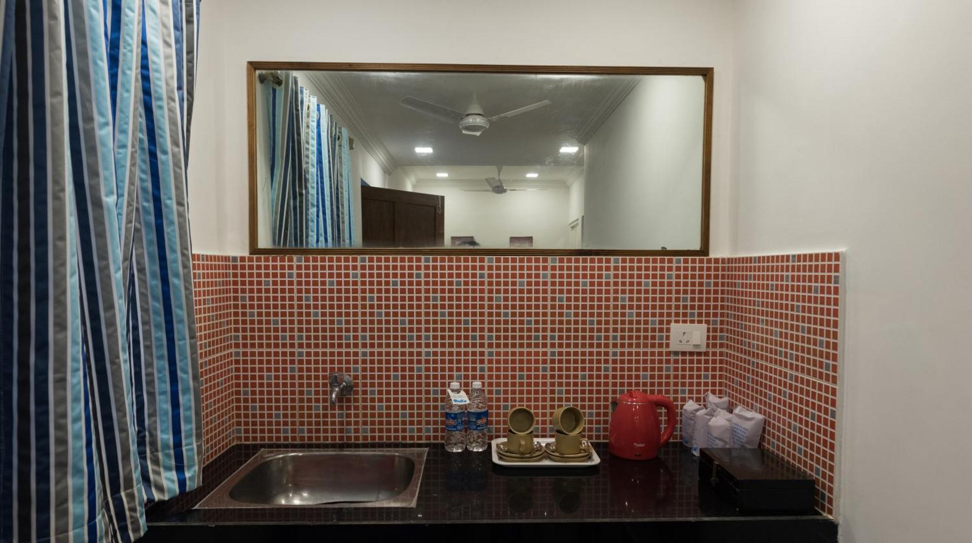 Apartment 2 Bedroom Apartment In Resort On Candolim Beach *